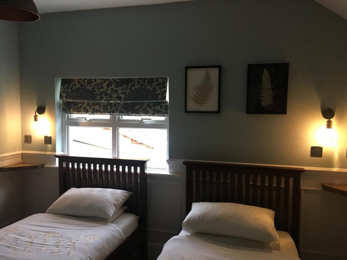 Twin Oaks Guest House Cadnam Esterno foto