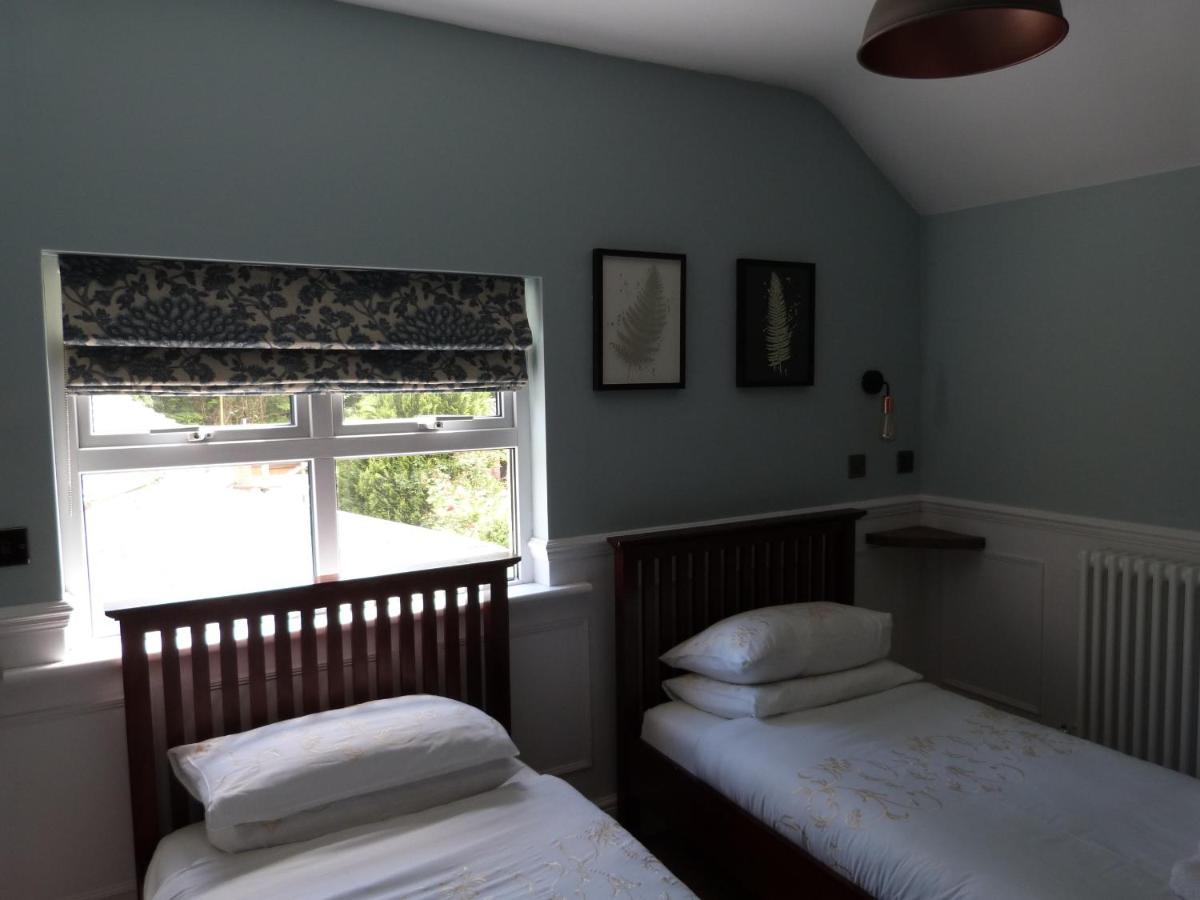 Twin Oaks Guest House Cadnam Esterno foto